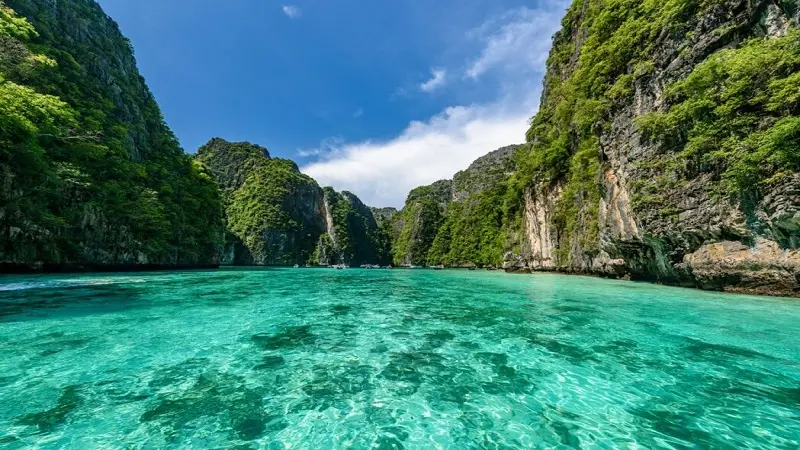 best places to travel in thailand